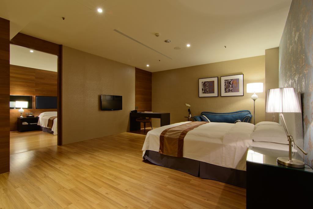 Grand Crystal Hotel Сіньчжу Номер фото